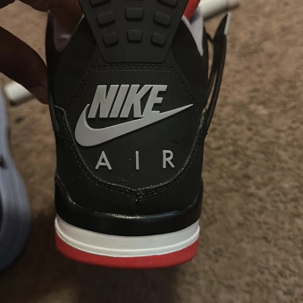 Sneaker - Picture 8 of 9